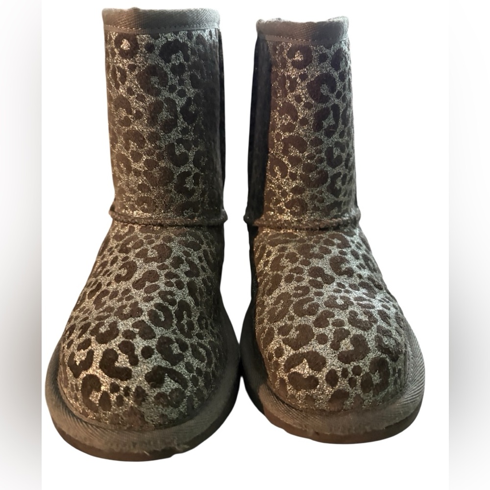 UGG Gray Leopard Pattern Boots (kids)